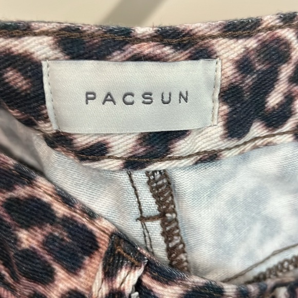 NWT Casey Low Rise Baggy Leopard Jeans Size 25 - Picture 7 of 9